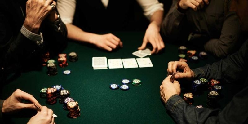 Làm thế nào để chọn các loại poker phù hợp tại Go88?