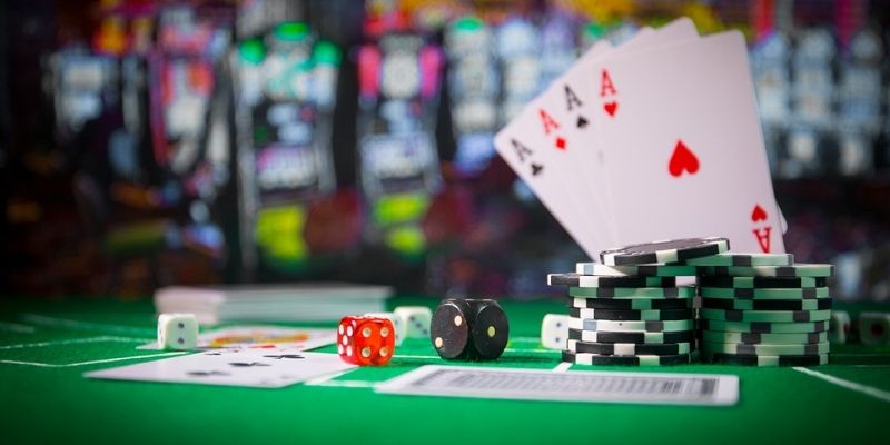 Vì sao nên tải game đánh bài miễn phí tại GO88?
